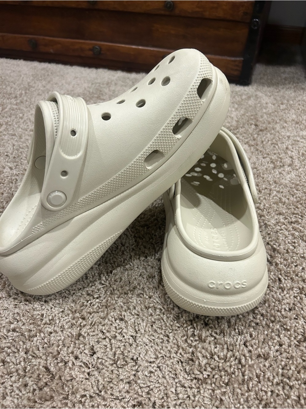 Crocs platform Clog in Sand - Lightweight Comfort